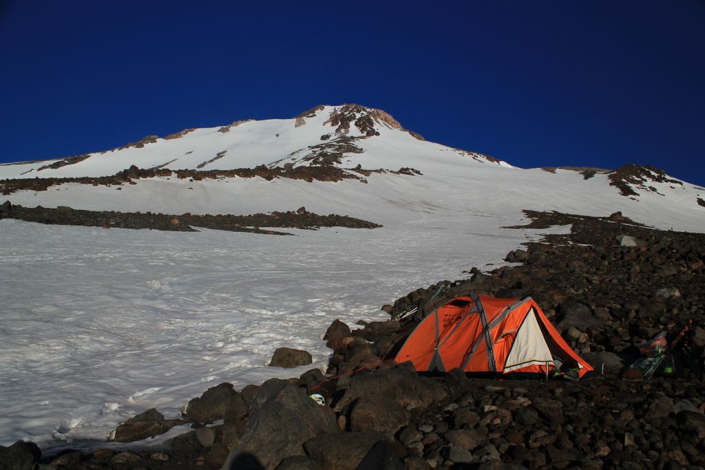 Skiing on Shasta