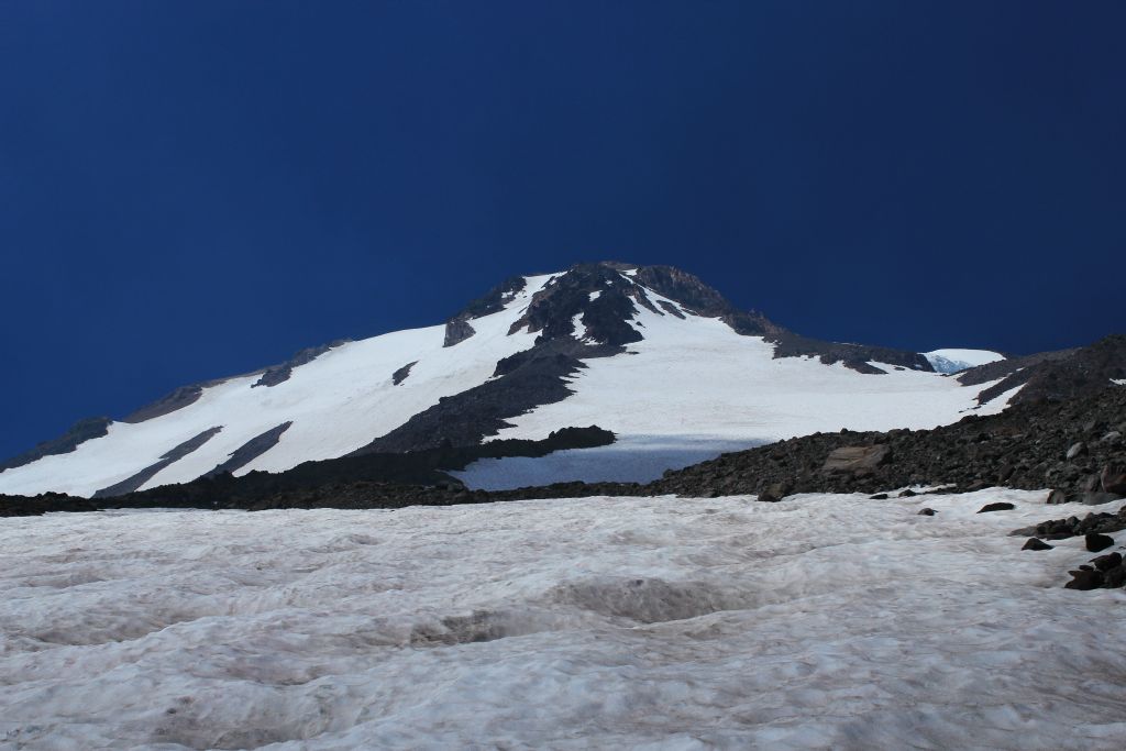 Skiing on Shasta